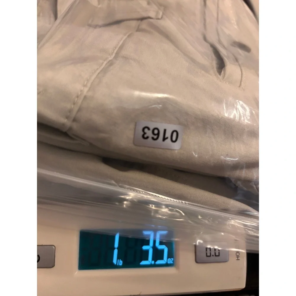 L.L. Bean Mens Khaki Cargo Pants Comfort Waist Size 38 Relaxed Fit Cotton